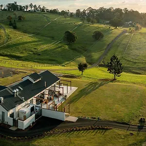 Estate 5*, Beechmont Australia