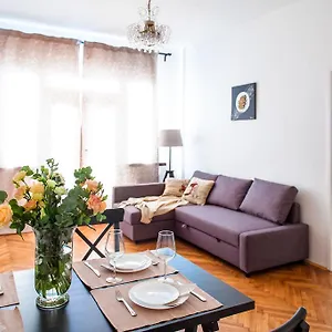 Apartment Stunning Design, Prague