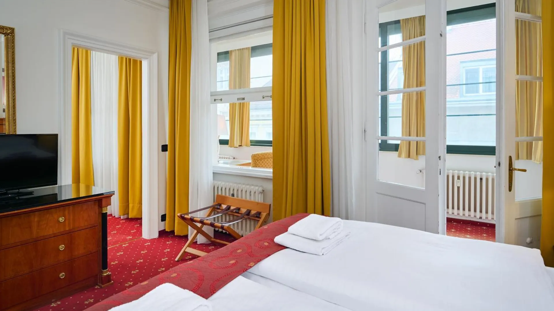 Hotel Bologna Прага
