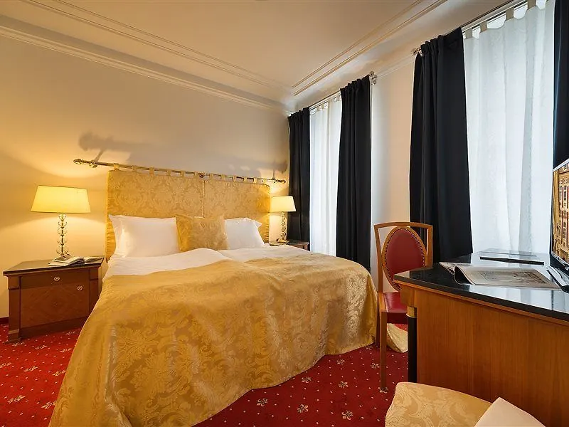 Hotel Bologna Prague 4*,